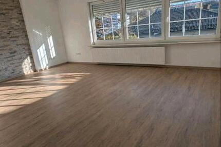 Wohnung Neukirchen - 3 Zimmer, 109 m&sup2;, 1.150&euro; | Angebot:26574666