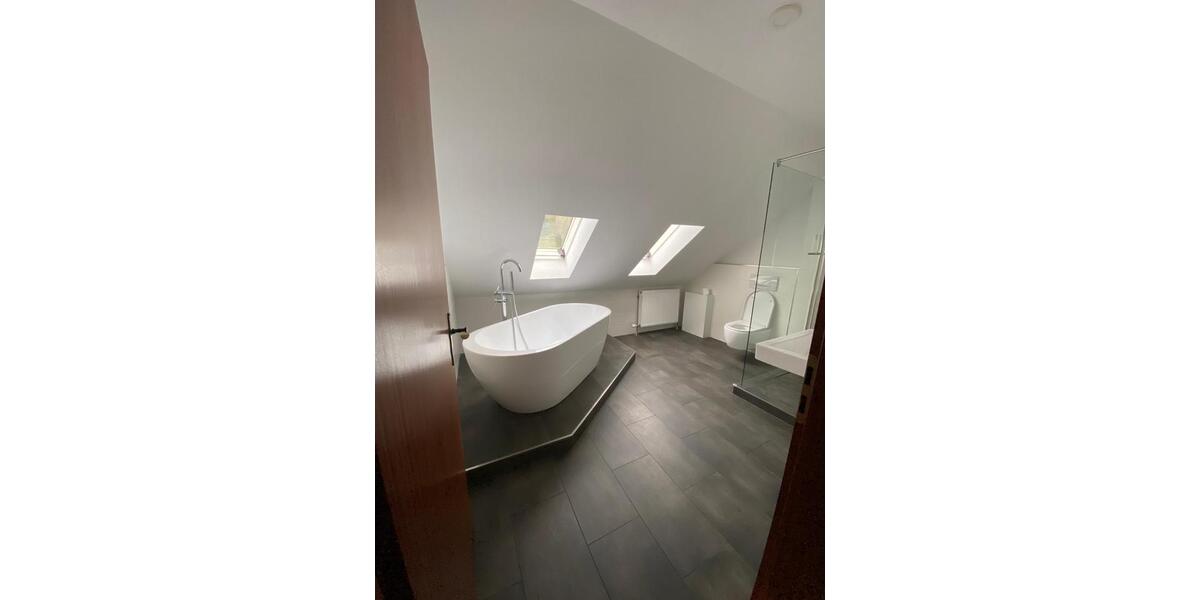 Wohnen auf Zeit Königswinter - 1 Zimmer, 45 m&sup2;, 800&euro; | Angebot:25855331