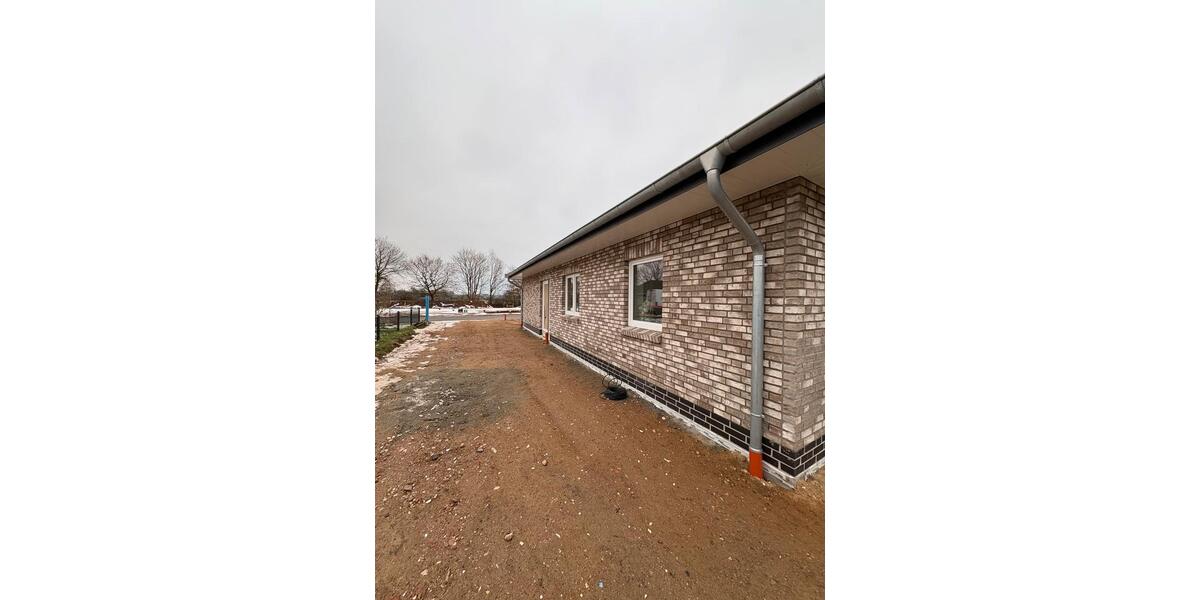 Bungalow Delve - 3 Zimmer, 100 m&sup2;, 1.225&euro; | Angebot:24864699