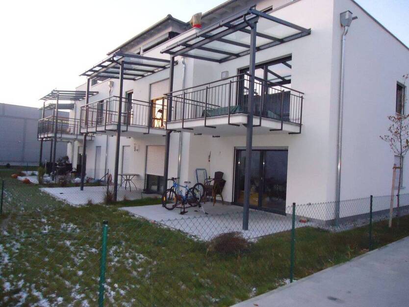 Helle 2 Zimmer Wohnung mit Balkon