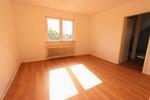 Dachgeschoßwohnung Wilhelmshaven - 3 Zimmer, 65 m&sup2;, 400&euro; | Angebot:26687655