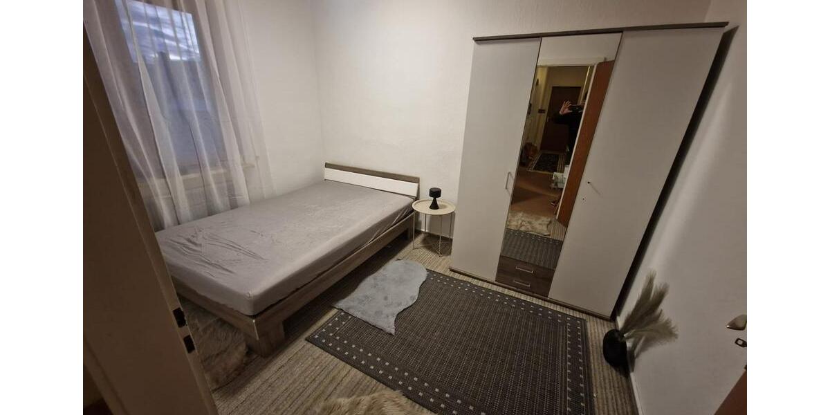 Wohnen auf Zeit Selb - 1 Zimmer, 10 m&sup2;, 350&euro; | Angebot:24783992