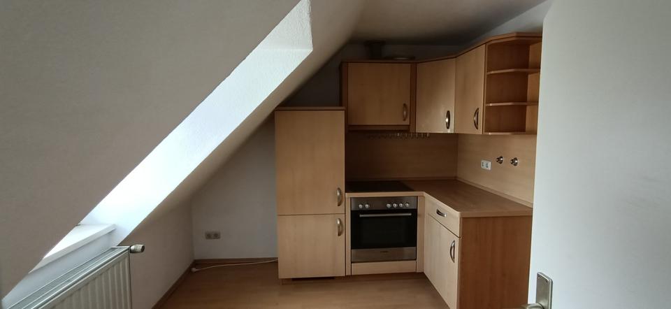 Dachgeschoßwohnung Mühlhausen (Thüringen) - 3 Zimmer, 60 m&sup2;, 415&euro; | Angebot:25321925