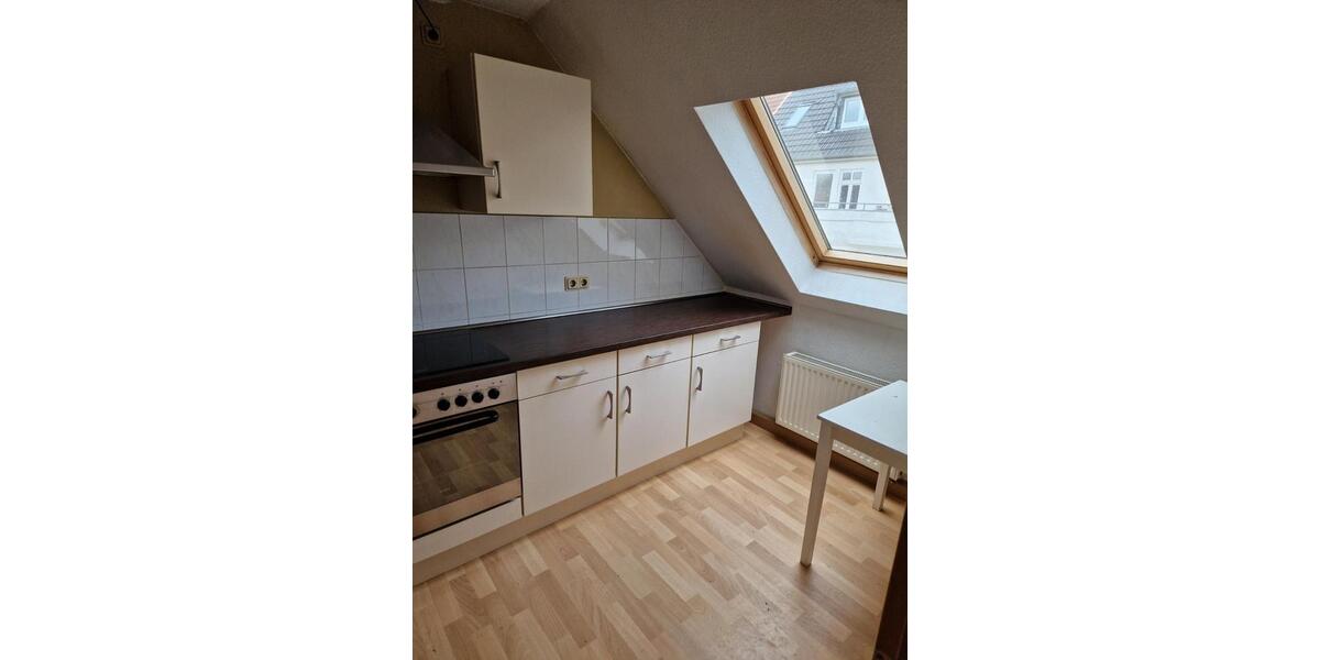 Dachgeschoßwohnung Eisenach - 2 Zimmer, 52 m&sup2;, 364&euro; | Angebot:26004796