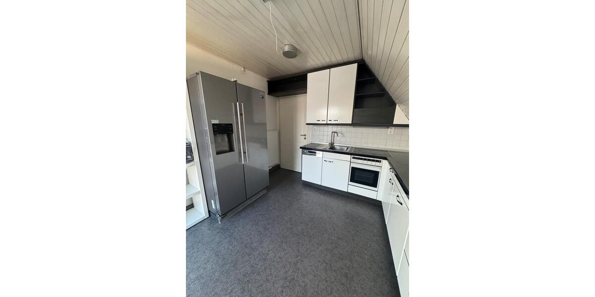 Dachgeschoßwohnung Maisach - 4 Zimmer, 98 m&sup2;, 2.100&euro; | Angebot:24962156