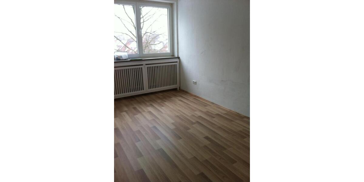 Dachgeschoßwohnung Gelsenkirchen Gelsenkirchen-Mitte - 3.5 Zimmer, 66 m&sup2;, 449&euro; | Angebot:25796705