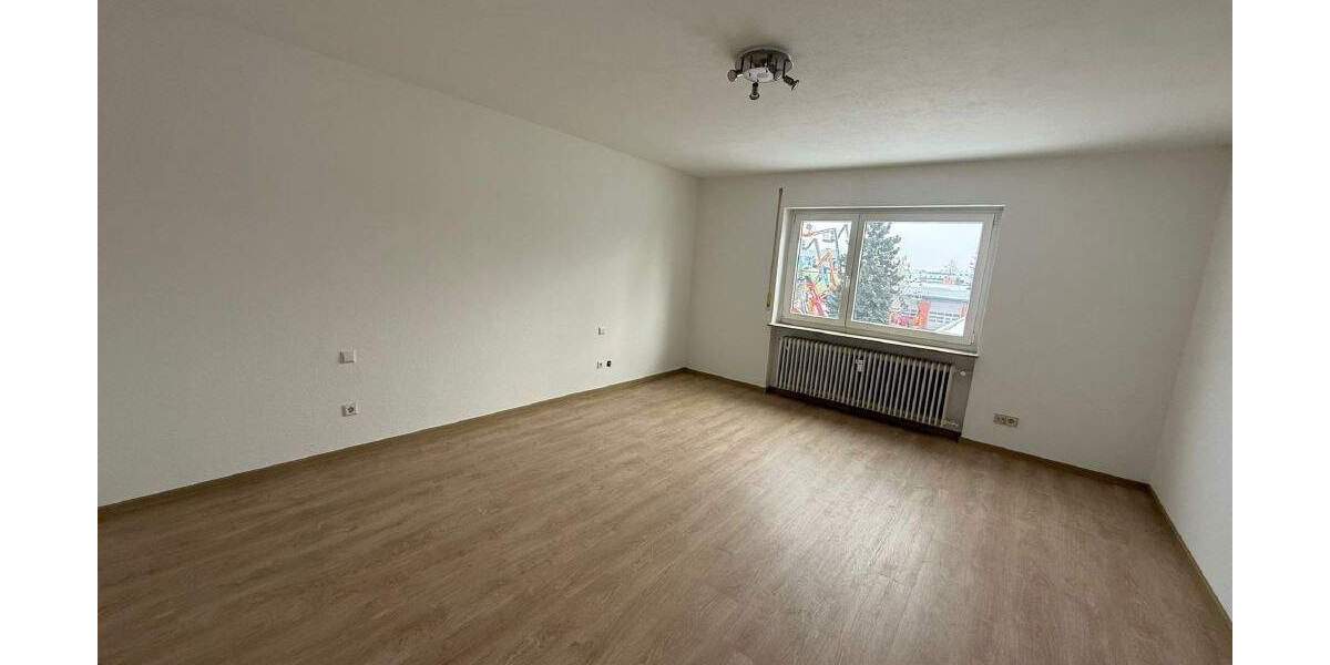 Großzügige 4,5 Zimmer-Penthouse-Wohnung mit zwei Terrassen 4 zimmer