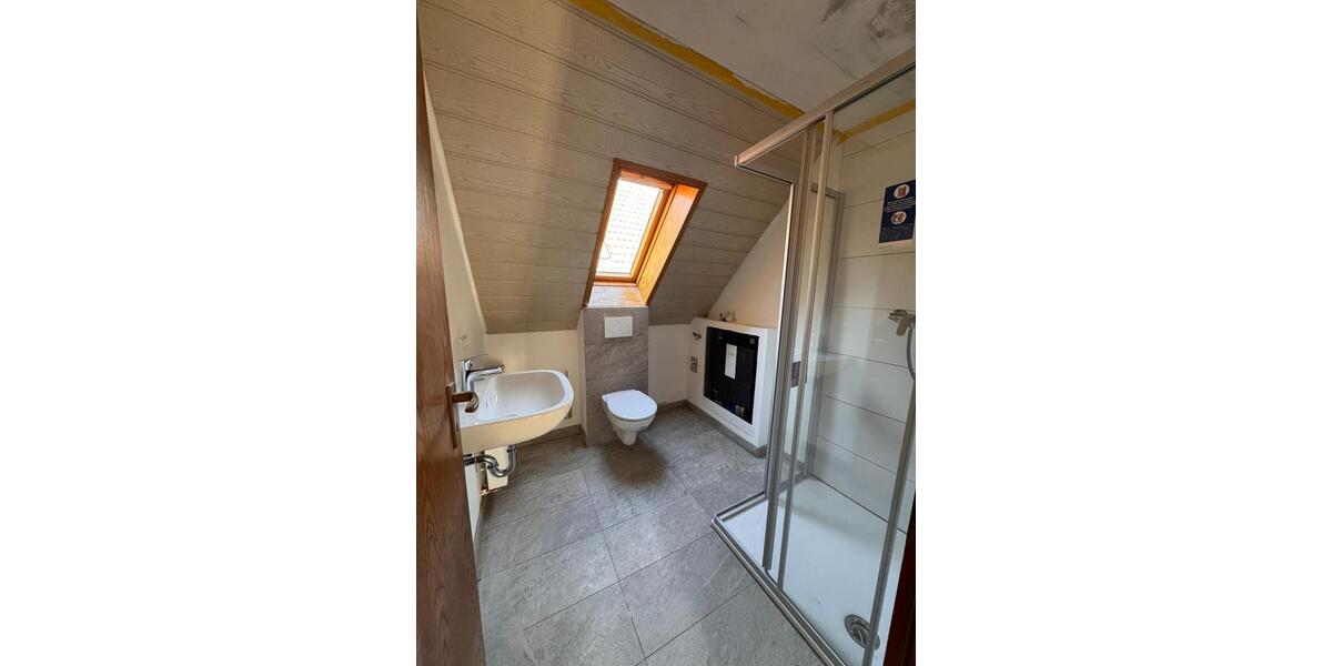 Dachgeschoßwohnung Bad Rappenau - 2 Zimmer, 45 m&sup2;, 550&euro; | Angebot:26003091