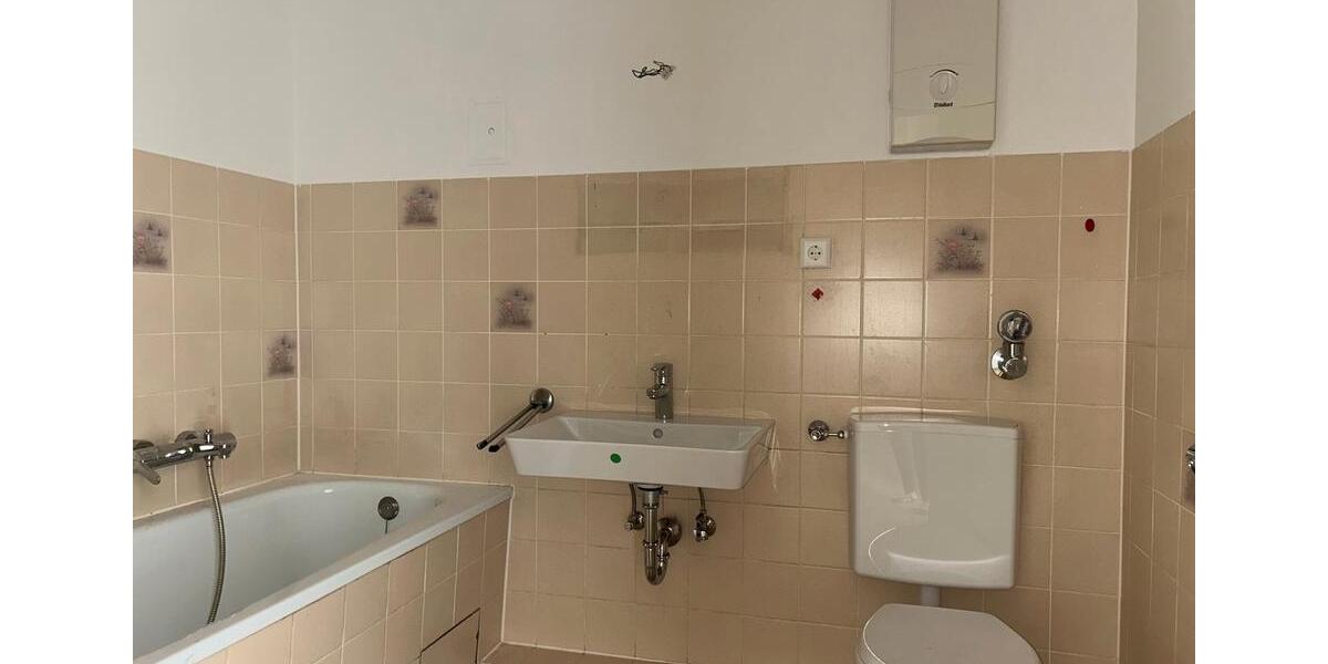 Etagenwohnung Remscheid - 2 Zimmer, 62 m&sup2;, 369&euro; | Angebot:25570076