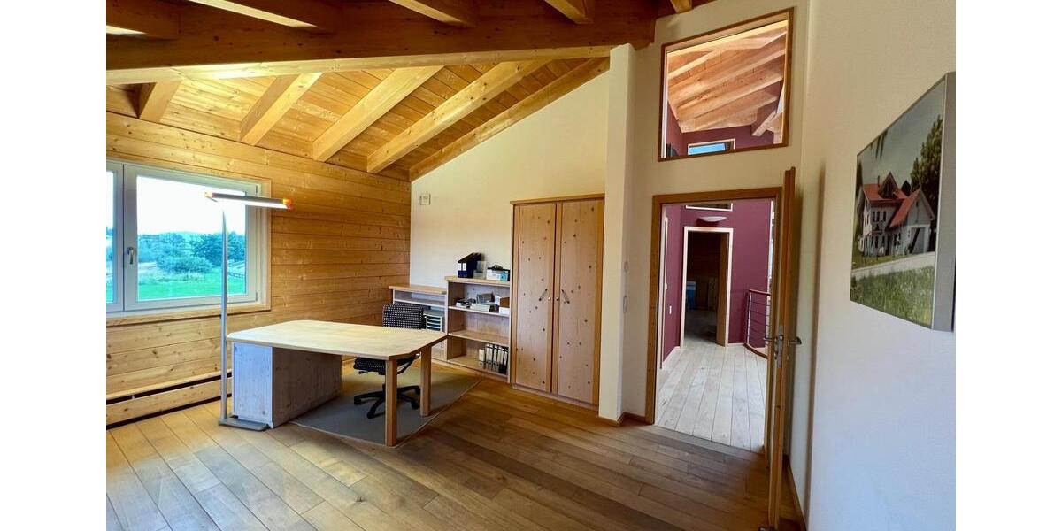 Büro Gewerbe Studio Atelier Praxis Office Holzhaus Bergblick EBK zimmer