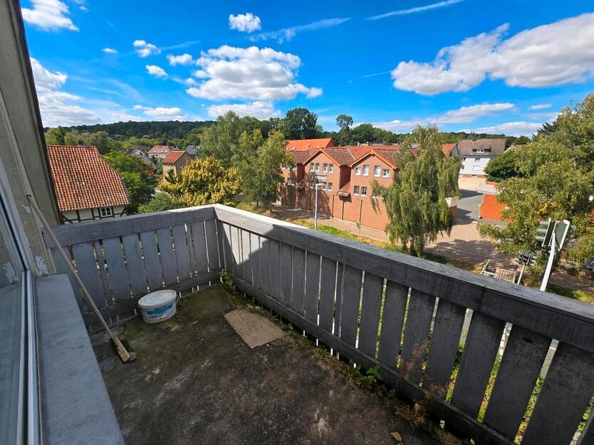 Diekholzen, 4 Zimmer Wohnung, 2 Etagen mit Balkon