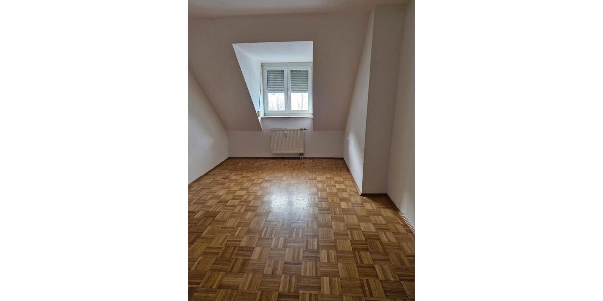 Dachgeschoßwohnung Freyung - 3 Zimmer, 70 m&sup2;, 450&euro; | Angebot:26365744