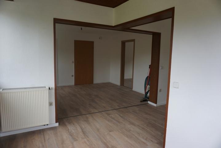 Dachgeschoßwohnung Wiehl - 3 Zimmer, 85 m&sup2;, 580&euro; | Angebot:26444036
