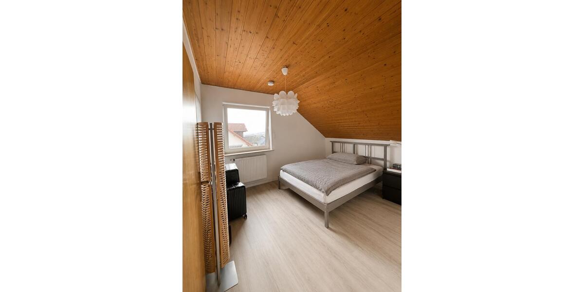 Dachgeschoßwohnung Stimpfach - 3 Zimmer, 73 m&sup2;, 690&euro; | Angebot:26620816