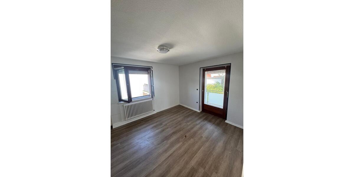 Etagenwohnung Achern - 3 Zimmer, 72 m&sup2;, 850&euro; | Angebot:24508300