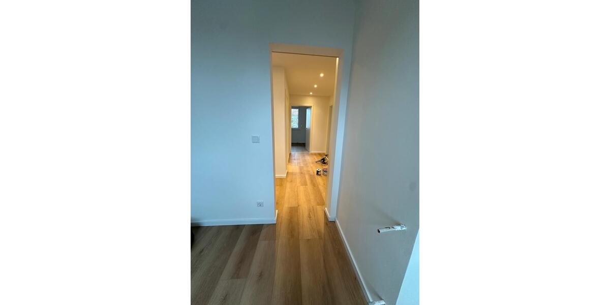Etagenwohnung Hannover Linden-Limmer - 3 Zimmer, 69 m&sup2;, 900&euro; | Angebot:25256954