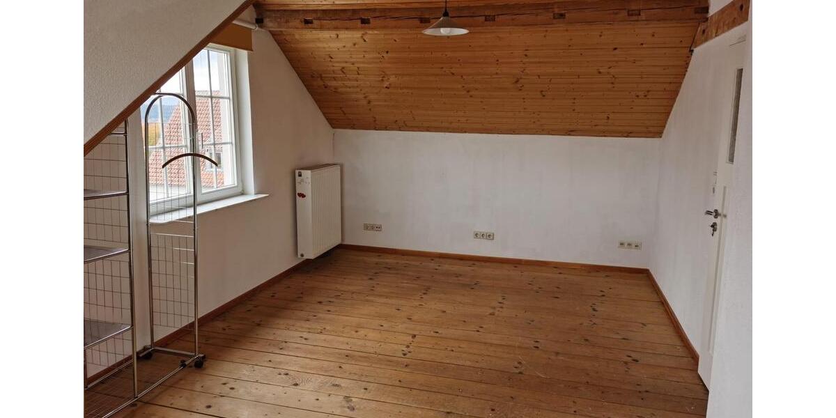 Doppelhaushälfte Rottweil - 7 Zimmer, 132 m&sup2;, 1.550&euro; | Angebot:24333134