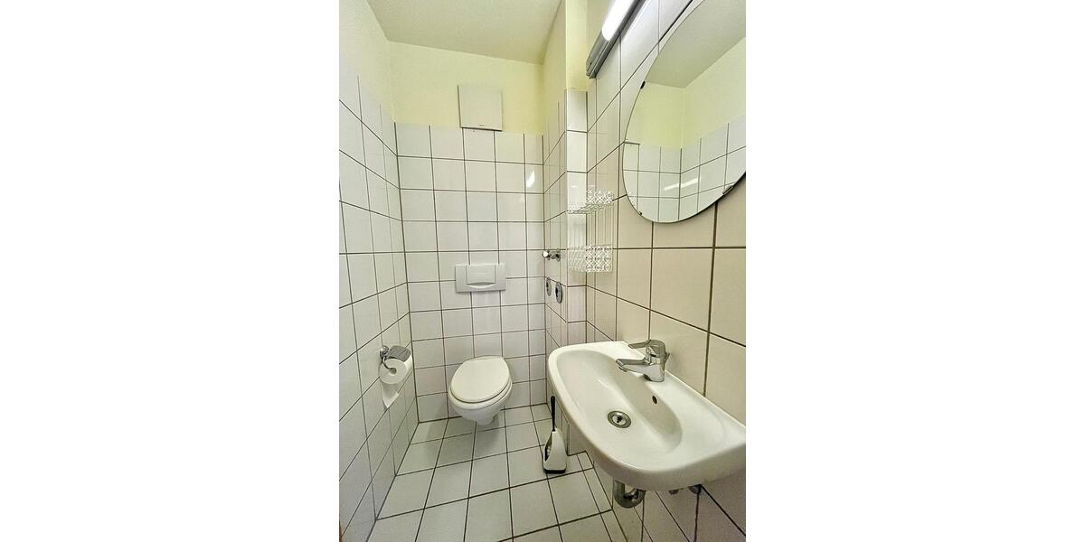 Dachgeschoßwohnung Bad Kissingen - 2.5 Zimmer, 78 m&sup2;, 700&euro; | Angebot:26536099