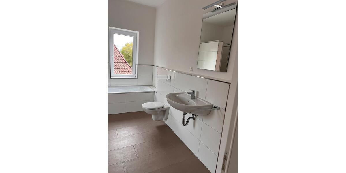 großzügige Etagenwohnung mit Dachterasse 4 zimmer