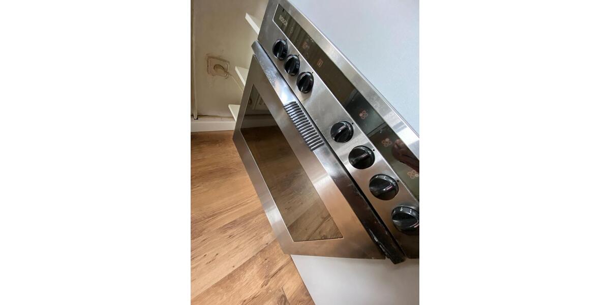 Wohnen auf Zeit Selb - 6 Zimmer, 140 m&sup2;, 360&euro; | Angebot:26228951