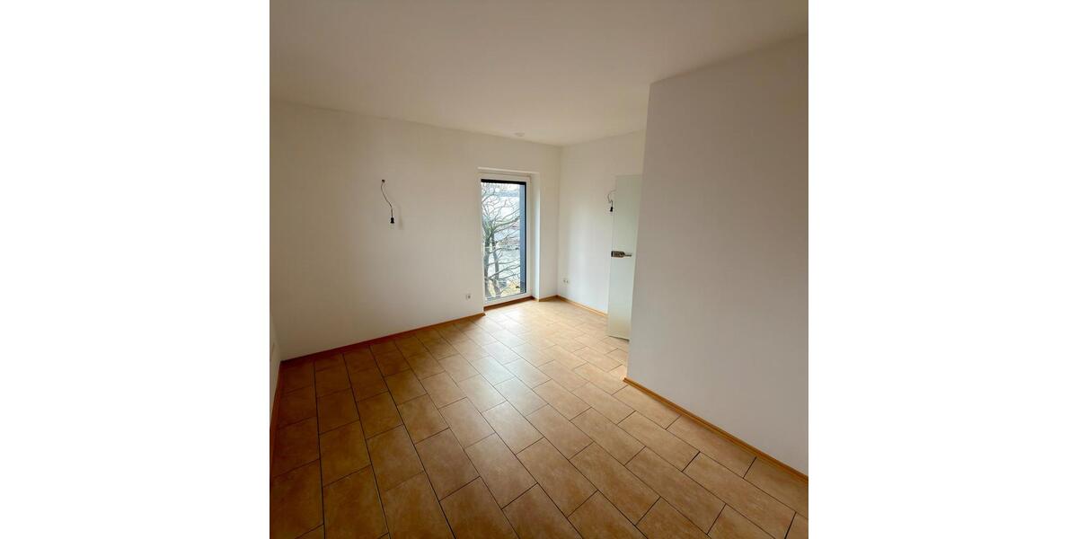 Etagenwohnung Bad Windsheim - 3 Zimmer, 75 m&sup2;, 750&euro; | Angebot:24610279