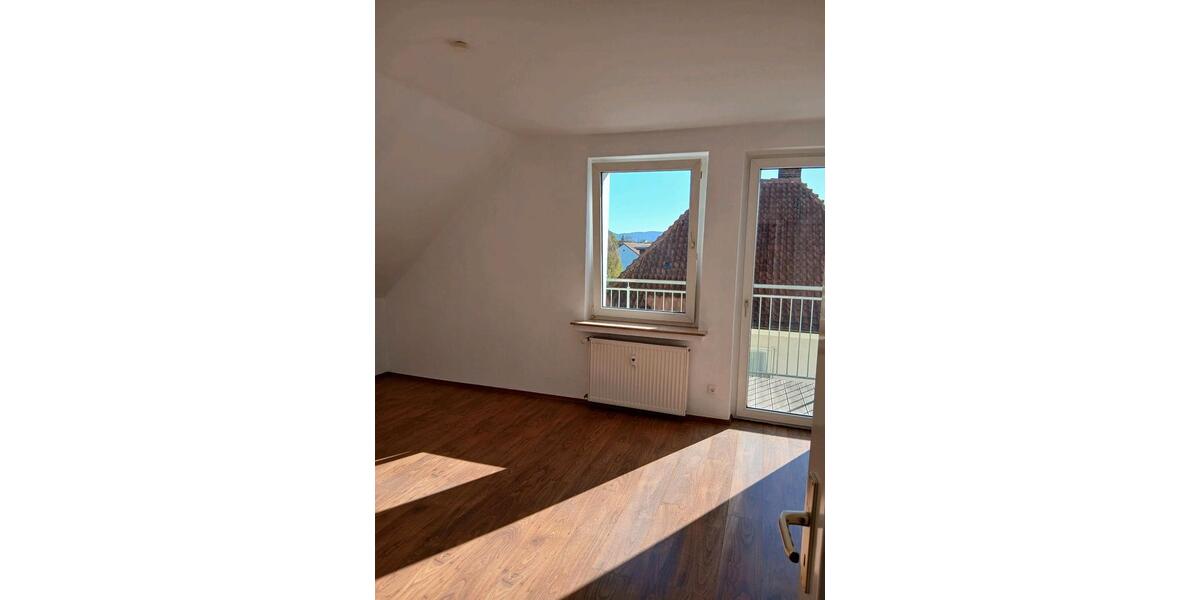 Wohnen auf Zeit Rinteln - 3 Zimmer, 13 m&sup2;, 450&euro; | Angebot:26234830