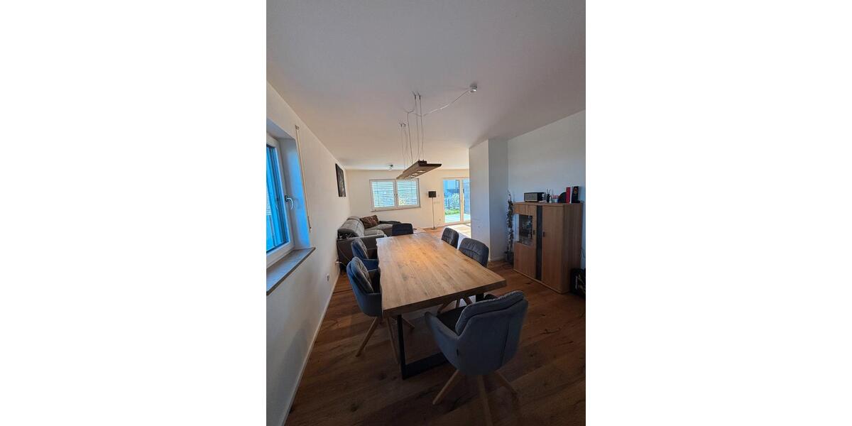 Doppelhaushälfte Eching - 4 Zimmer, 136 m&sup2;, 1.800&euro; | Angebot:26687847