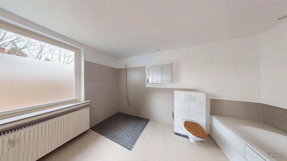 Erdgeschoßwohnung Varel - 3 Zimmer, 101 m&sup2;, 850&euro; | Angebot:26576089