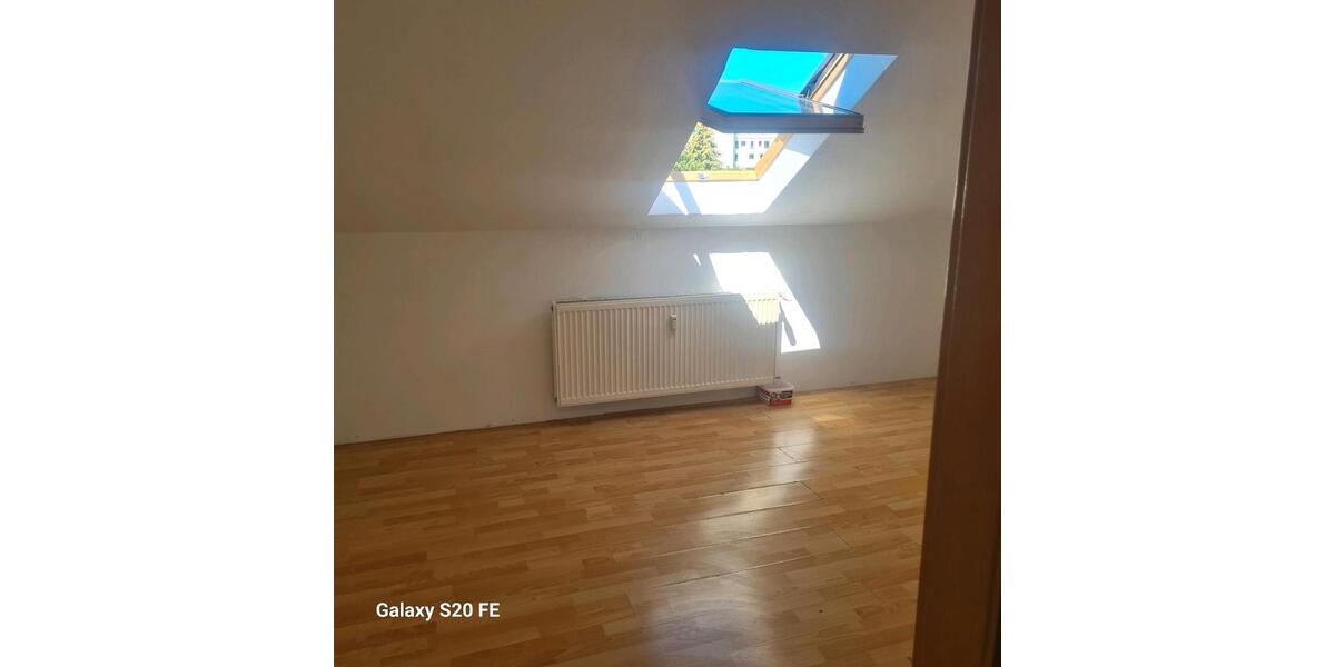Dachgeschoßwohnung Lüdenscheid - 4 Zimmer, 85 m&sup2;, 795&euro; | Angebot:26449067