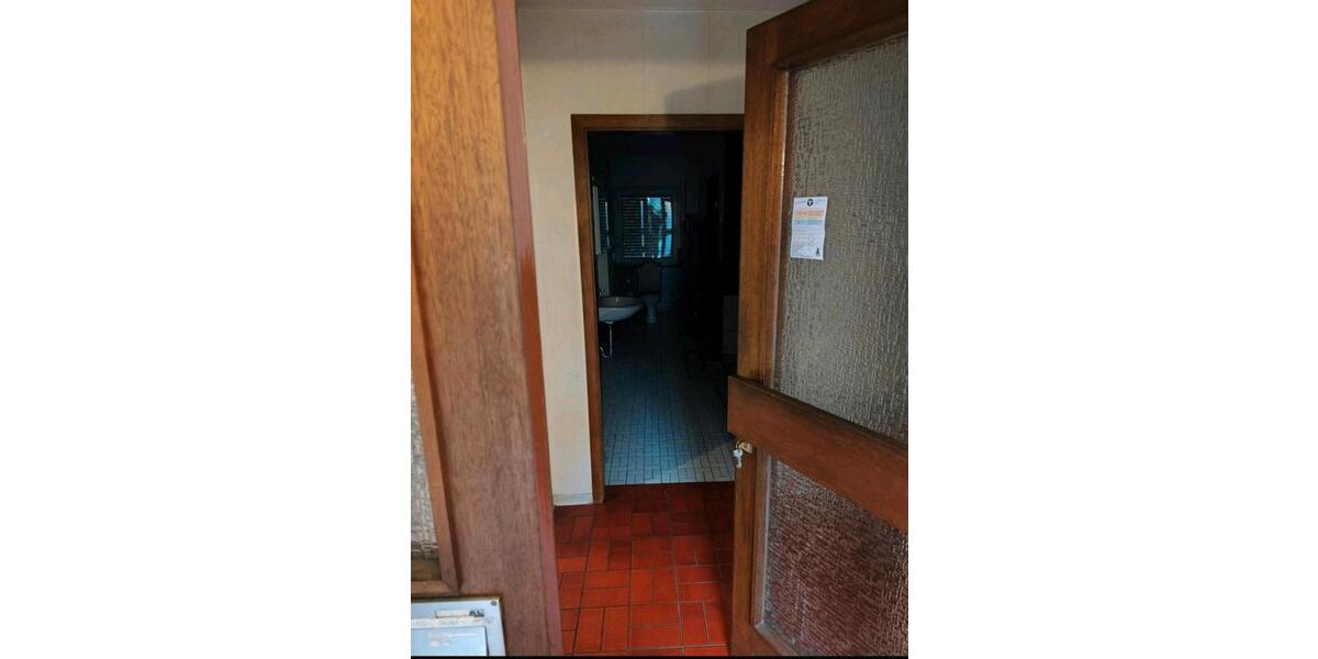 Erdgeschoßwohnung Bielefeld Mitte - 4 Zimmer, 100 m&sup2;, 1.200&euro; | Angebot:26026040