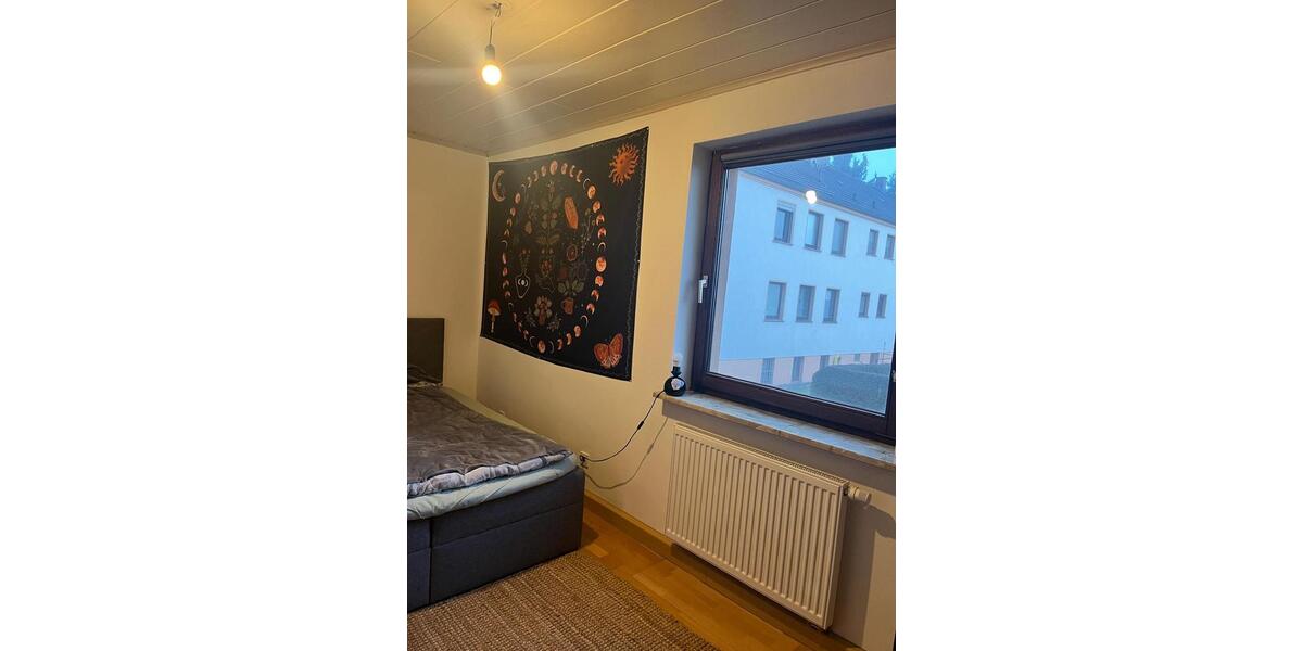 Hochparterre Eiterfeld - 3 Zimmer, 60 m&sup2;, 350&euro; | Angebot:26671578