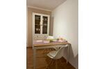 Helles und ruhiges Apartment mit Balkon im Zentrum