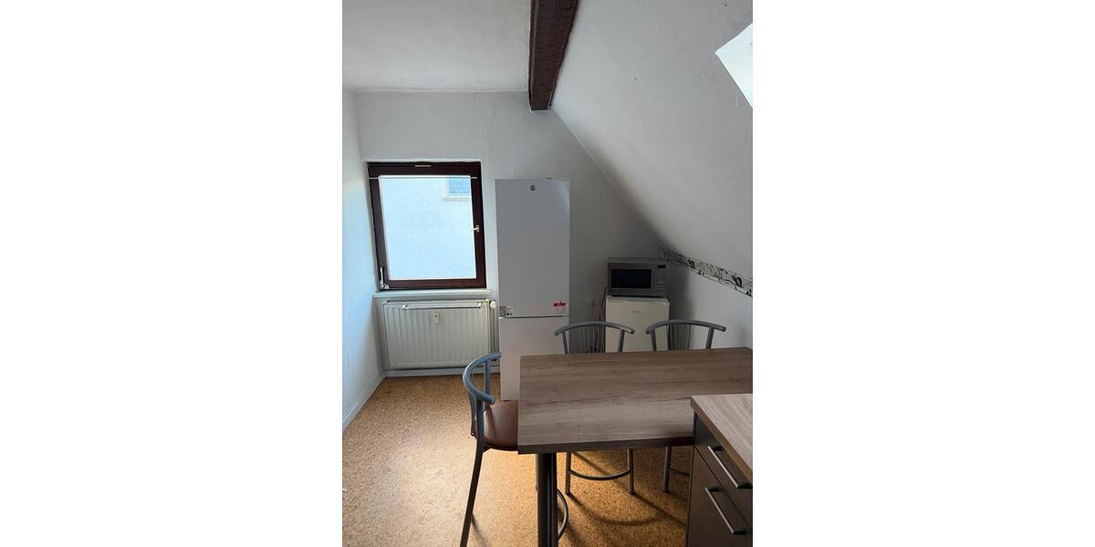 Wohnen auf Zeit Korbach - 4 Zimmer, 85 m&sup2;, 20&euro; | Angebot:22925996