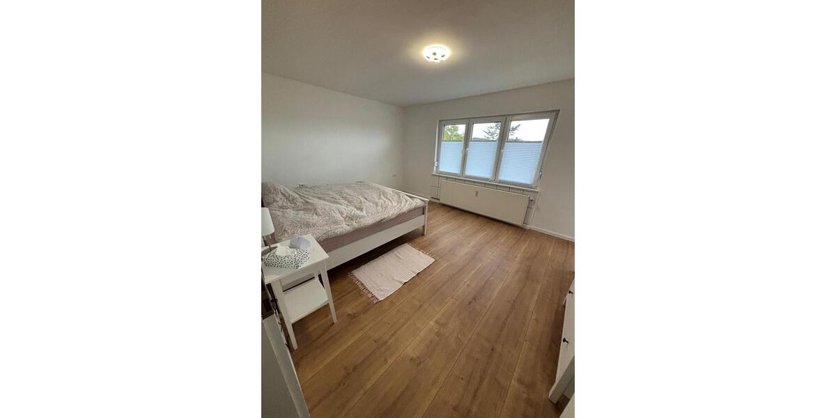 Erdgeschoßwohnung Bebra - 5 Zimmer, 120 m&sup2;, 1.000&euro; | Angebot:24837058