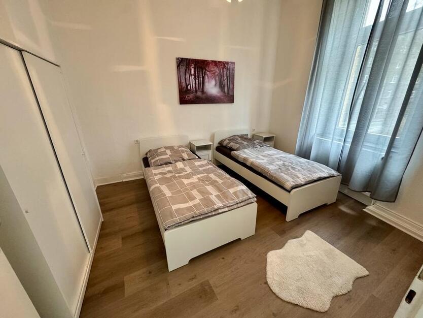 Günstige MonteurWohnung in Solingen - Nähe Leverkusen Monheim Erkrath MonteurZimmer