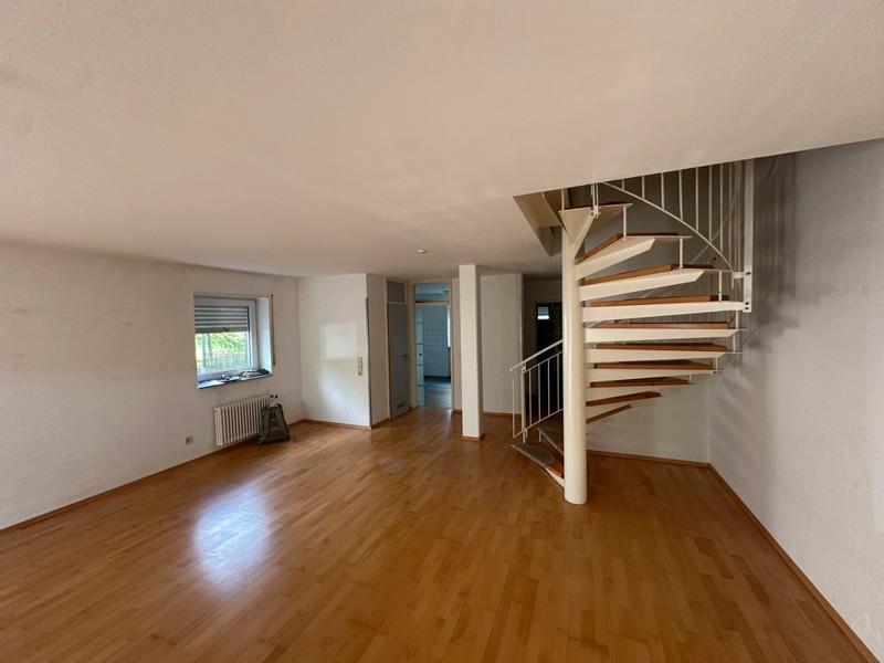4 Zimmer über zwei Etagen mit Terrasse zimmer