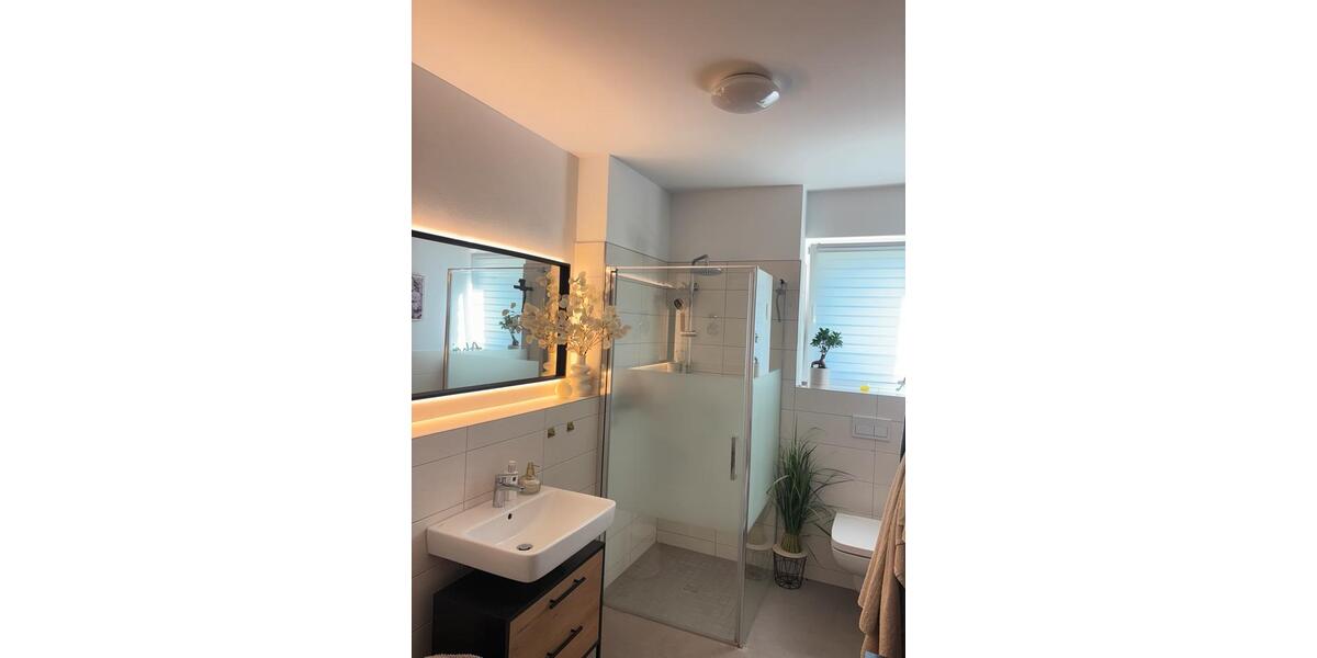 Schöne 2,5 Zimmer Wohnung zimmer