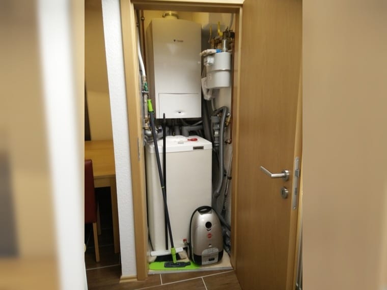 Zimmer in 4er WG Zentral Dachgeschoss WG-Zimmer 23 m² befristest / Probewohnen für 6 Monate. - Zimmer Stuttgart Gablenberg | Angebot:27077027
