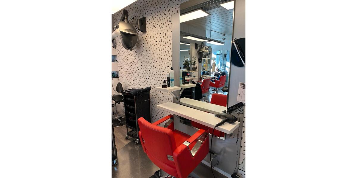 Friseursalon Friseurbereich in Wellnesscenter zimmer