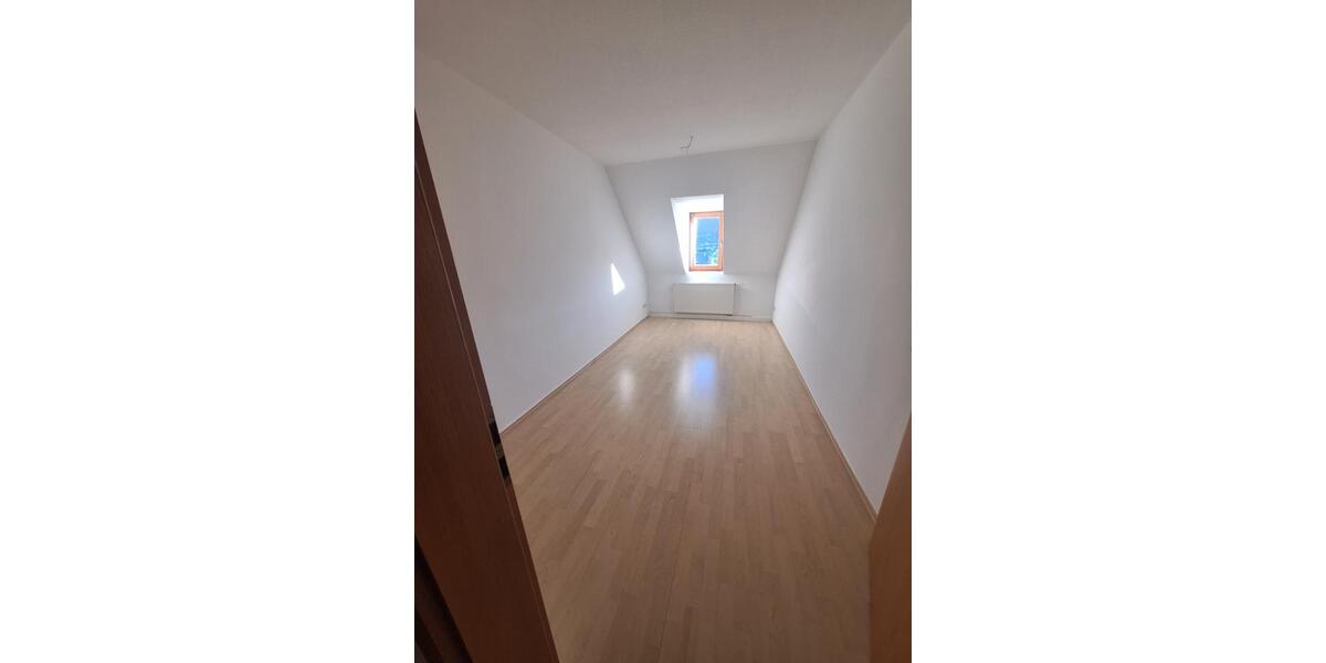 Dachgeschoßwohnung Annaberg-Buchholz Buchholz - 3 Zimmer, 76 m&sup2;, 450&euro; | Angebot:19396940