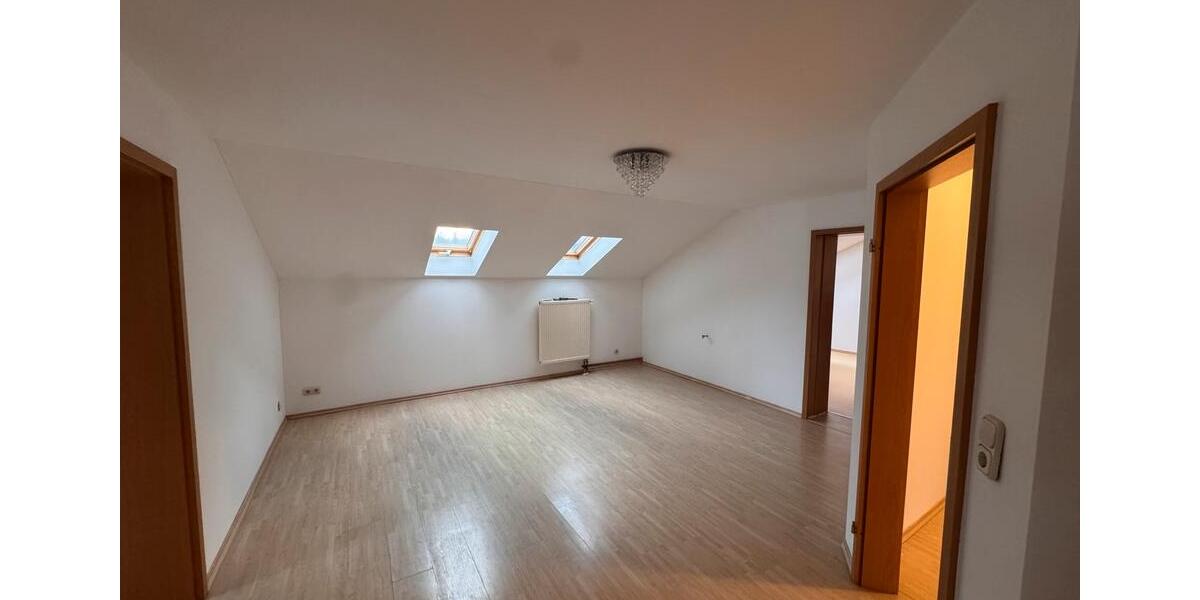 Etagenwohnung Grafling - 4 Zimmer, 90 m&sup2;, 800&euro; | Angebot:25989362