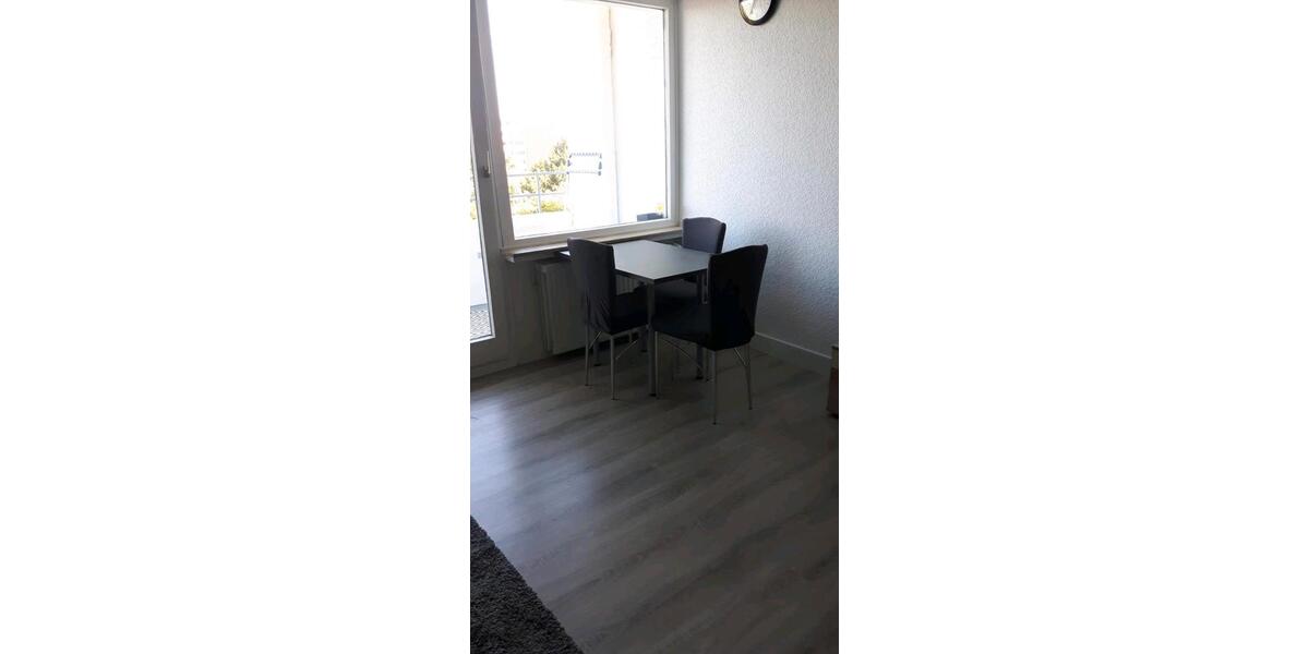Wohnen auf Zeit Langenhagen - 1 Zimmer, 70 m&sup2;, 530&euro; | Angebot:24110922