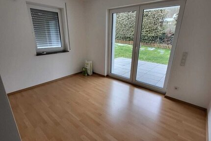 Große, traumhafte 3-Zimmer-Gartenwohnung mit Terrasse WFL 103 m² Neubau, Energiesparhaus KfW 55 Neubau - zu vermieten.- - Wohnung Neunburg vorm Wald | Angebot:26131352