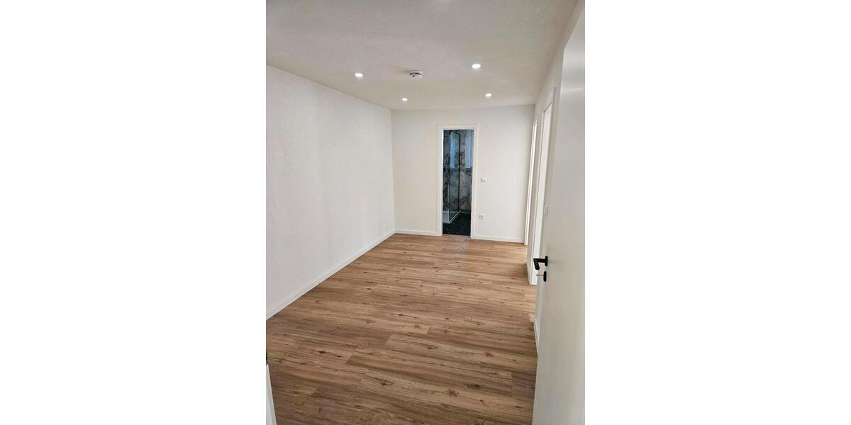 Etagenwohnung Neckarbischofsheim - 3 Zimmer, 75 m&sup2;, 750&euro; | Angebot:26048783