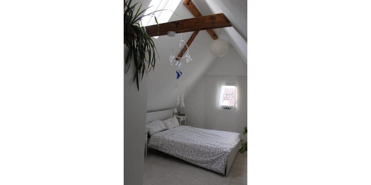 Dachgeschoßwohnung Köngen - 3 Zimmer, 75 m&sup2;, 820&euro; | Angebot:24783873