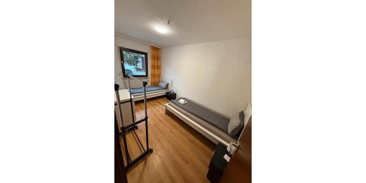 Wohnen auf Zeit Gägelow - 5 Zimmer, 120 m&sup2;, 15&euro; | Angebot:25650032