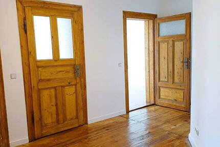 Charmanter Altbau - Moderne 3-Zimmer-Wohnung mit EBK in Leipzig-Anger-Crottendorf