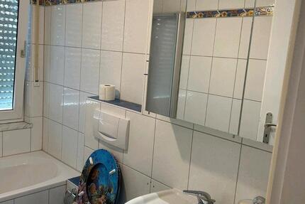 Nettes Zimmer WG in Arnulfstraße 51, 86157 Augsburg Pferdee zimmer