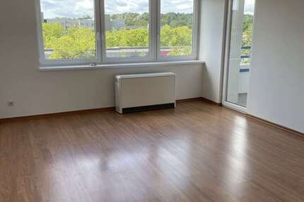 Wohnung zum Mieten in Berlin 472 € 72.61 m²