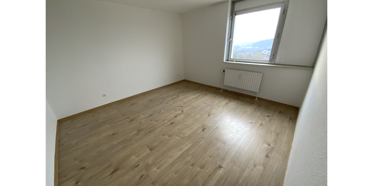 Etagenwohnung Kreuztal - 3 Zimmer, 77 m&sup2;, 431&euro; | Angebot:25233914